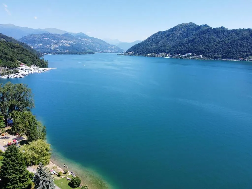 Zara House - Lake And Pet Friendly Brusimpiano Daire