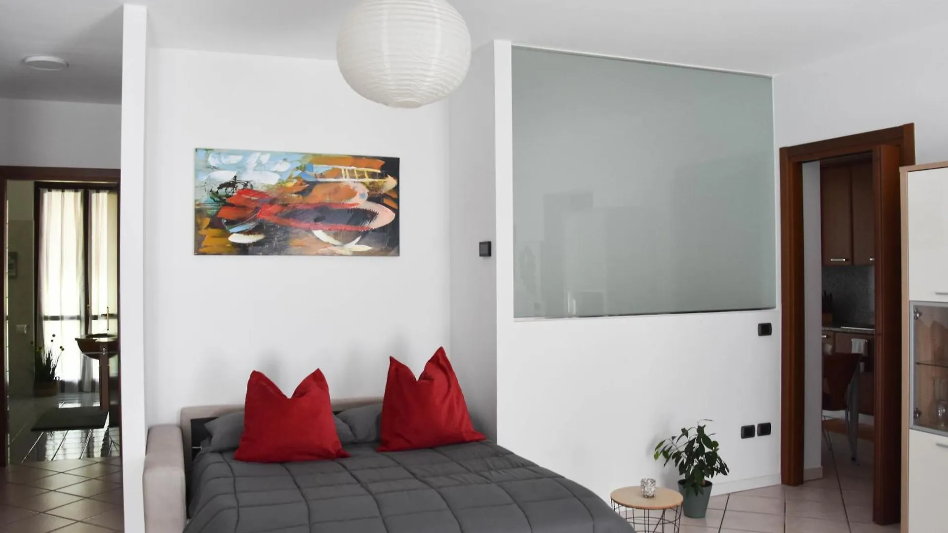 Daire Zara House - Lake And Pet Friendly Brusimpiano İtalya