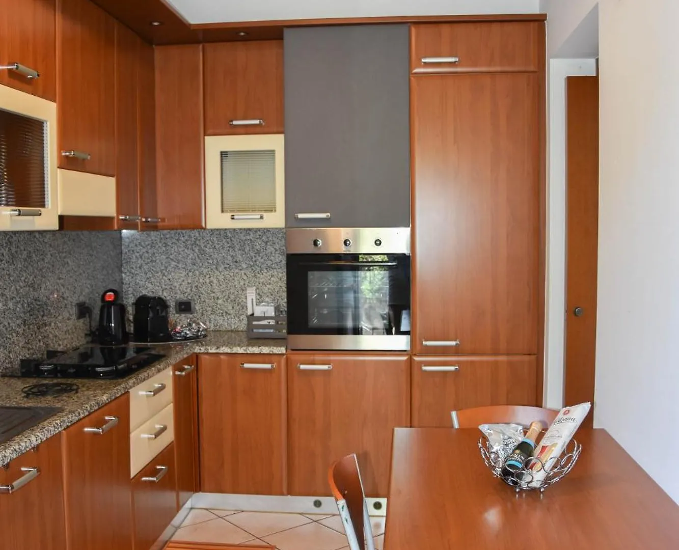 Daire Zara House - Lake And Pet Friendly Brusimpiano